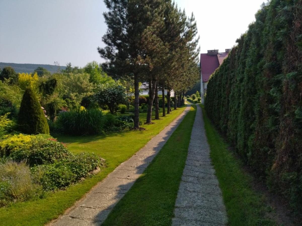 Gospodarstwo Agroturystyczne Borowkowy Bukiet Smakow Iwkowa Exterior photo